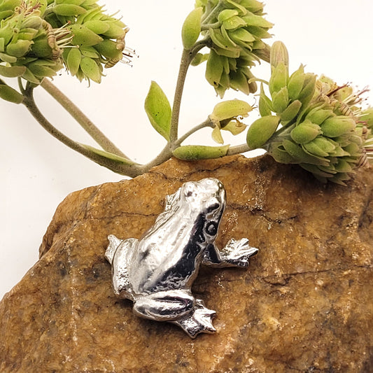 Pewter - Cute Little Fat Frog Plops