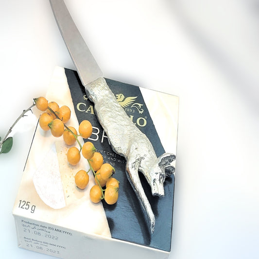 Pewter - Striking African Wild Dog - Cheese Knife