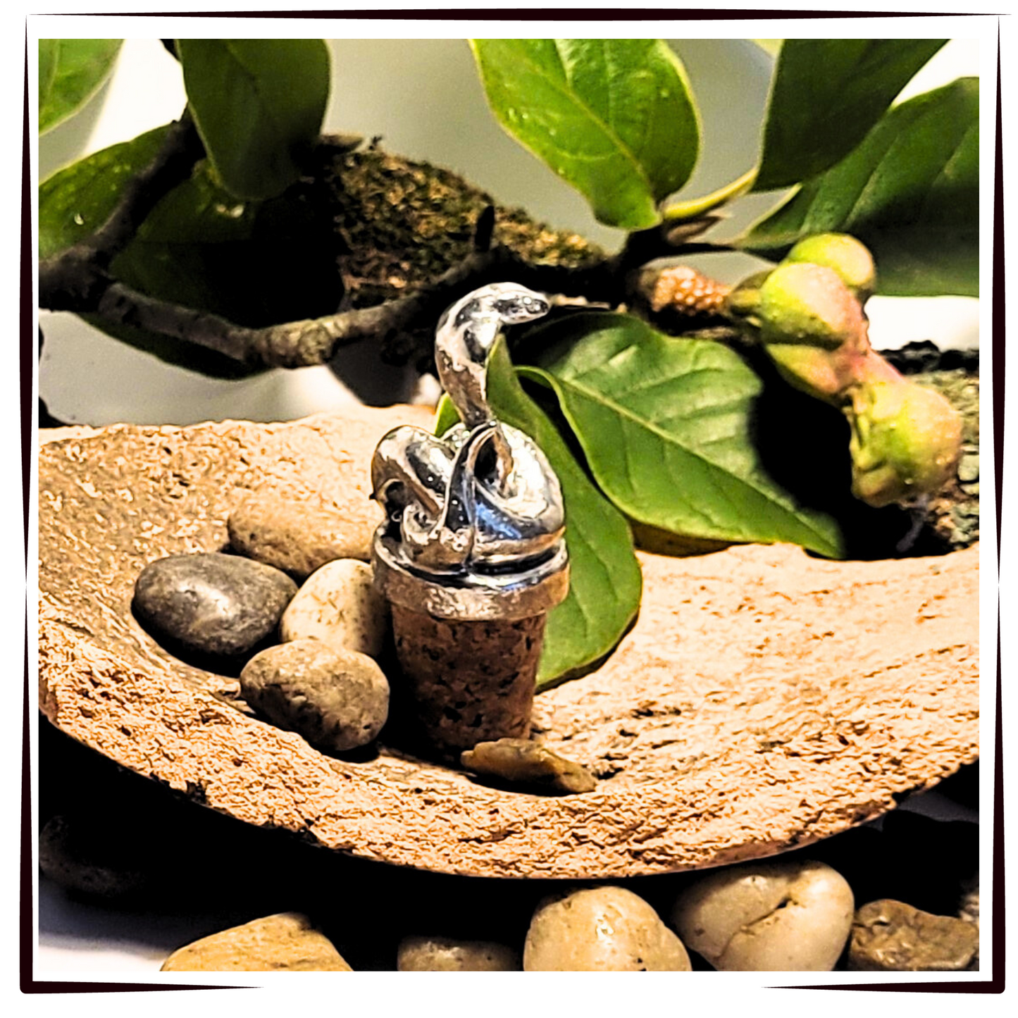 Pewter - Amazing African Cobra - Bottle Stopper