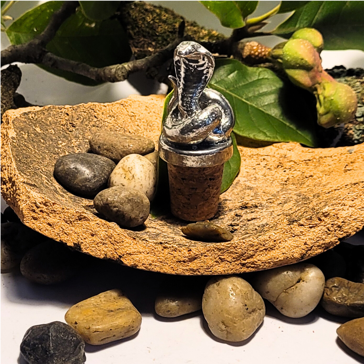Pewter - Amazing African Cobra - Bottle Stopper