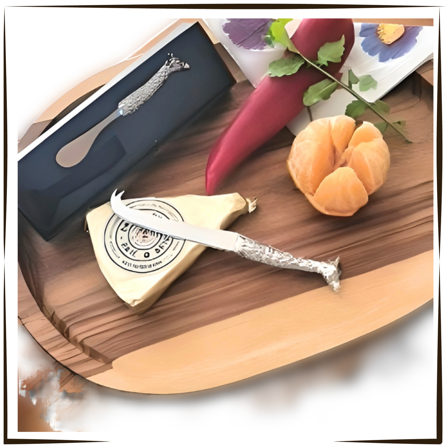 Pewter - Elegant Giraffe Cheese Knife with Stainless Steel  Blade