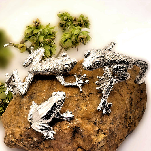 Pewter - Adorable Tree Frog Trio