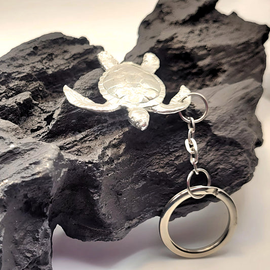 Pewter - Majestic Sea Turtle Amber -  Keyring